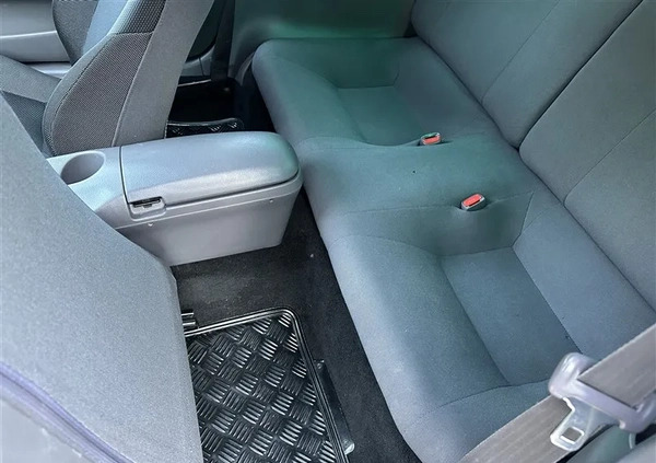 Toyota Celica cena 37900 przebieg: 202193, rok produkcji 2003 z Garwolin małe 781